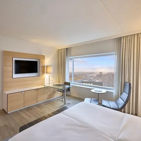 Ξενοδοχείο Crowne Plaza Towers By Ihg 4*