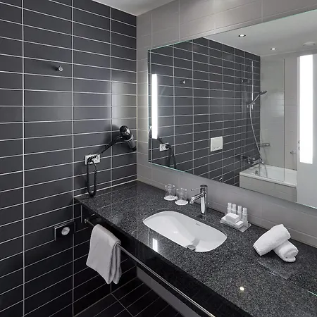 Ξενοδοχείο Crowne Plaza Towers By Ihg 4*