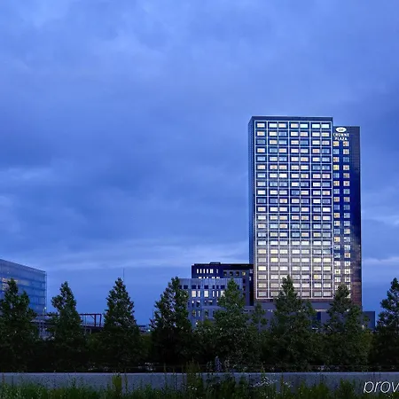 Crowne Plaza Towers By Ihg