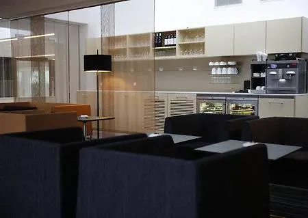 Crowne Plaza Towers By Ihg Hotel 4*