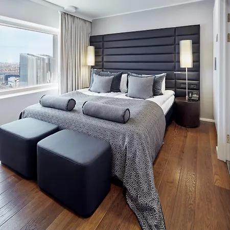 Crowne Plaza Towers By Ihg 4*