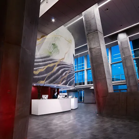 Hotel Crowne Plaza Towers By Ihg 4*