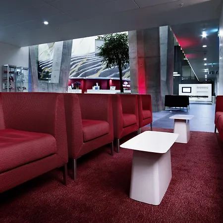 Отель Crowne Plaza Towers By Ihg 4*