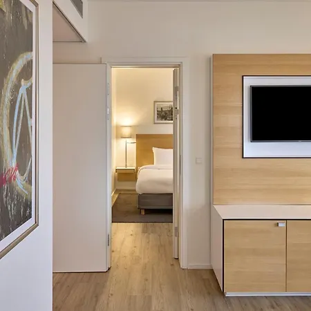 Crowne Plaza Towers By Ihg