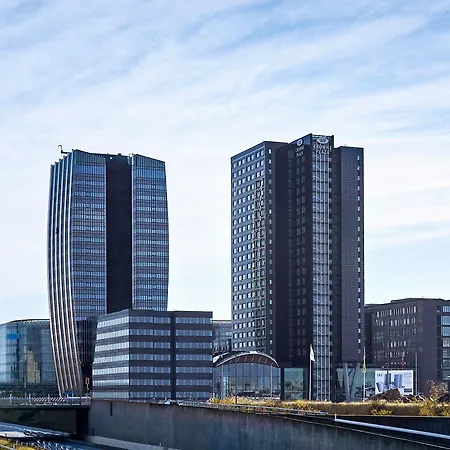Crowne Plaza Towers By Ihg