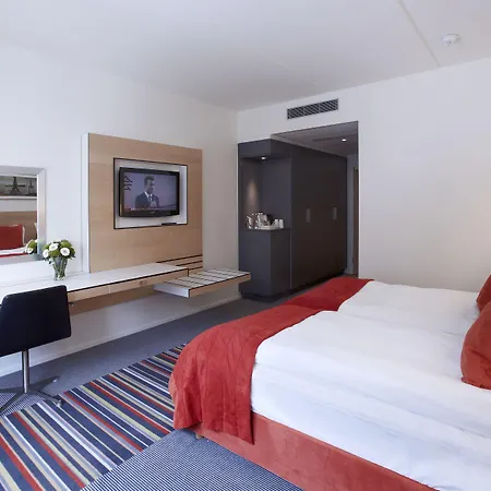 Hotel Crowne Plaza Towers By Ihg