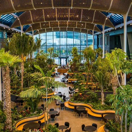 Hotel Crowne Plaza Towers By Ihg 4*