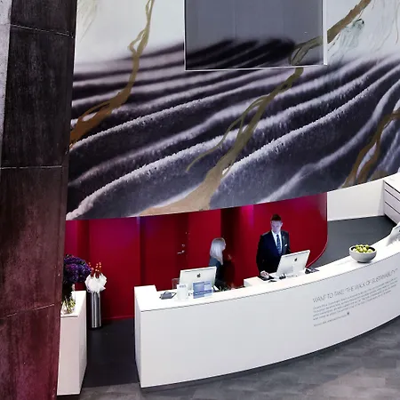 Crowne Plaza Towers By Ihg 4*