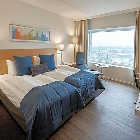 Hotel Crowne Plaza Towers By Ihg 4*
