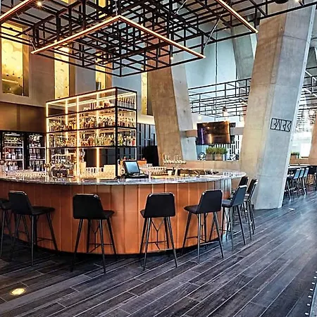 Crowne Plaza Towers By Ihg 4*