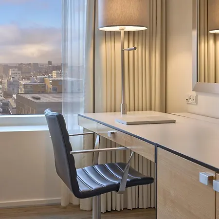 Crowne Plaza Towers By Ihg