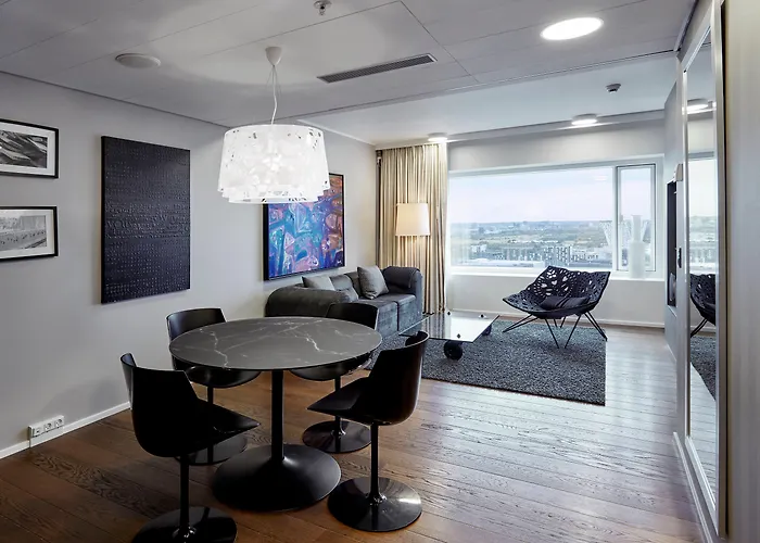 Hotel Crowne Plaza Towers By Ihg