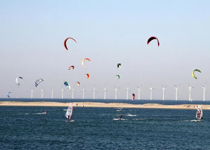 Crowne Plaza Towers By Ihg Hotel 4*