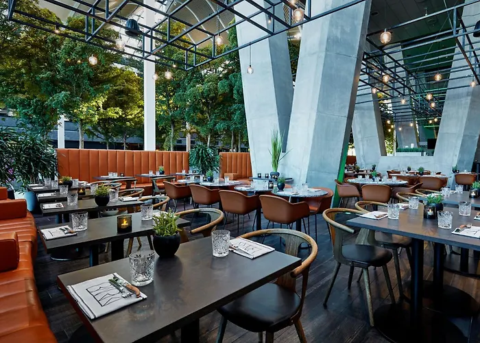 Hotel Crowne Plaza Towers By Ihg