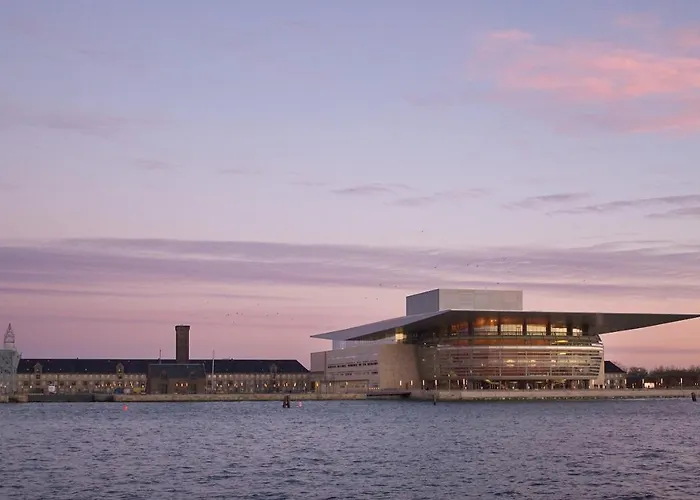 Crowne Plaza Towers By Ihg Hotel