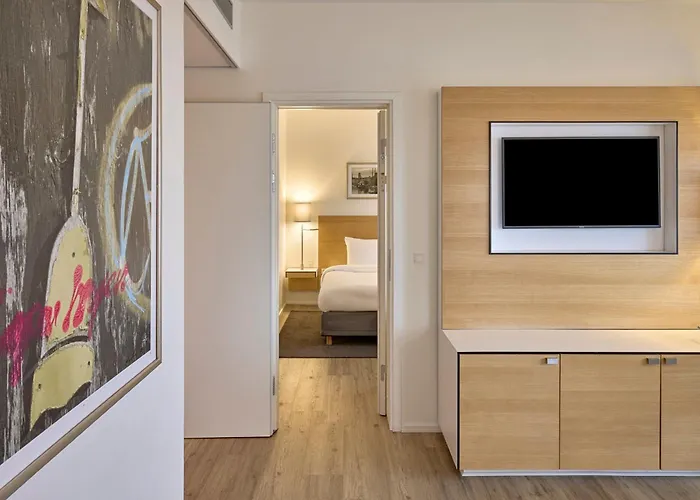 Crowne Plaza Towers By Ihg