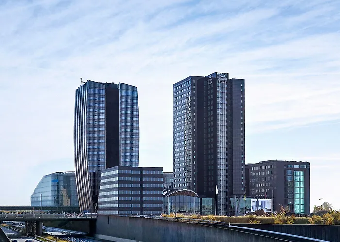 Crowne Plaza Towers By Ihg