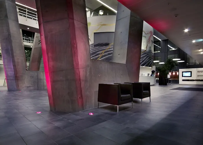 Crowne Plaza Towers By Ihg