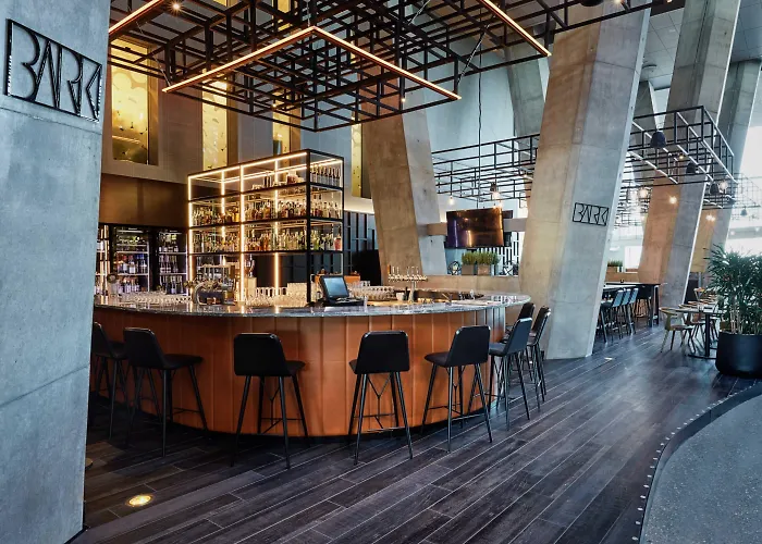 Crowne Plaza Towers By Ihg Hotel 4*