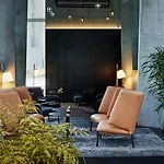 Crowne Plaza Towers By Ihg