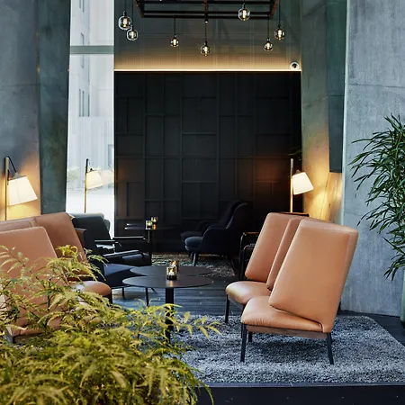 Crowne Plaza Towers By Ihg