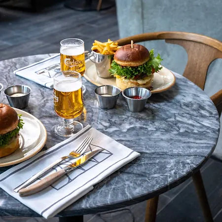 Hotel Crowne Plaza Towers By Ihg 4*